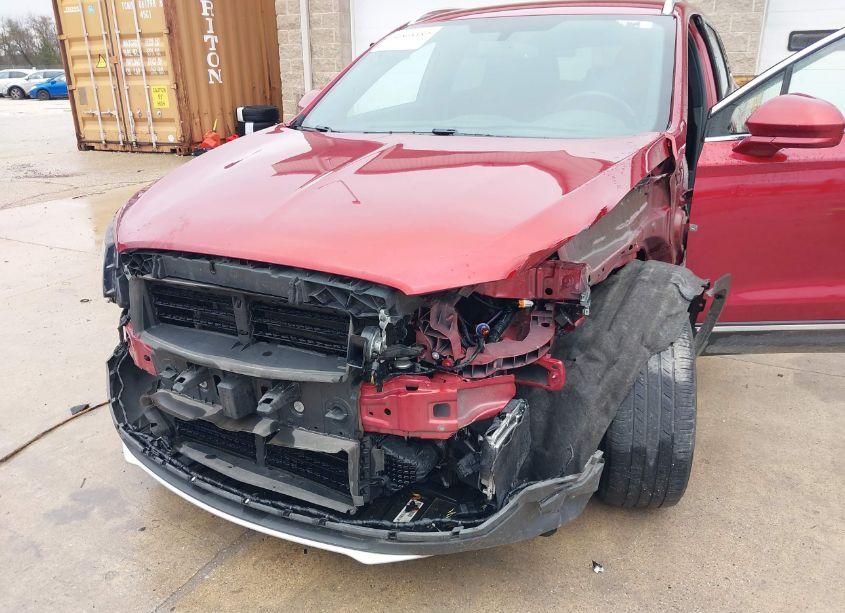 Photo 6 of 2019 Lincoln Mkc STANDARD (VIN 5LMCJ1C98KUL34968)