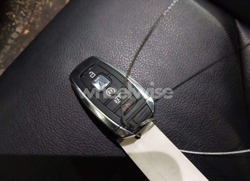 Photo 11 of 2019 Lincoln Mkc STANDARD (VIN 5LMCJ1C99KUL52153)