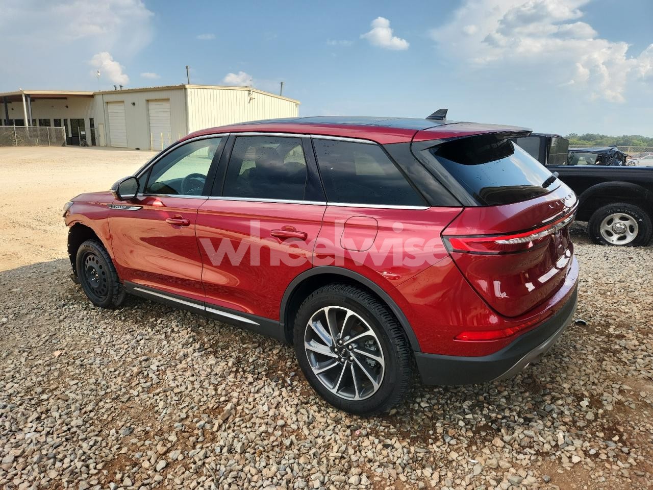 Photo 2 of 2023 LINCOLN CORSAIR (VIN 5LMCJ1CA9PUL23768)