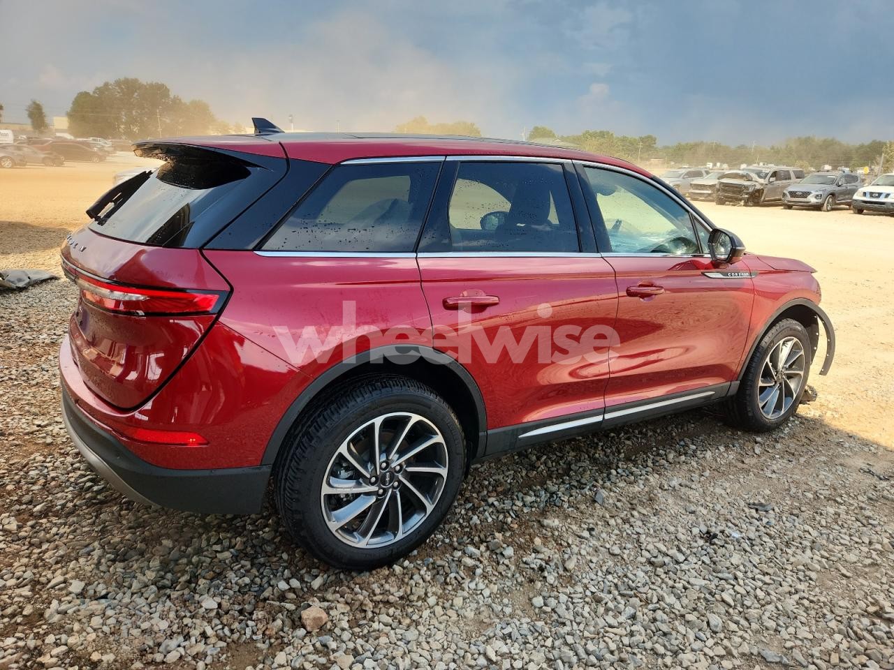 Photo 3 of 2023 LINCOLN CORSAIR (VIN 5LMCJ1CA9PUL23768)