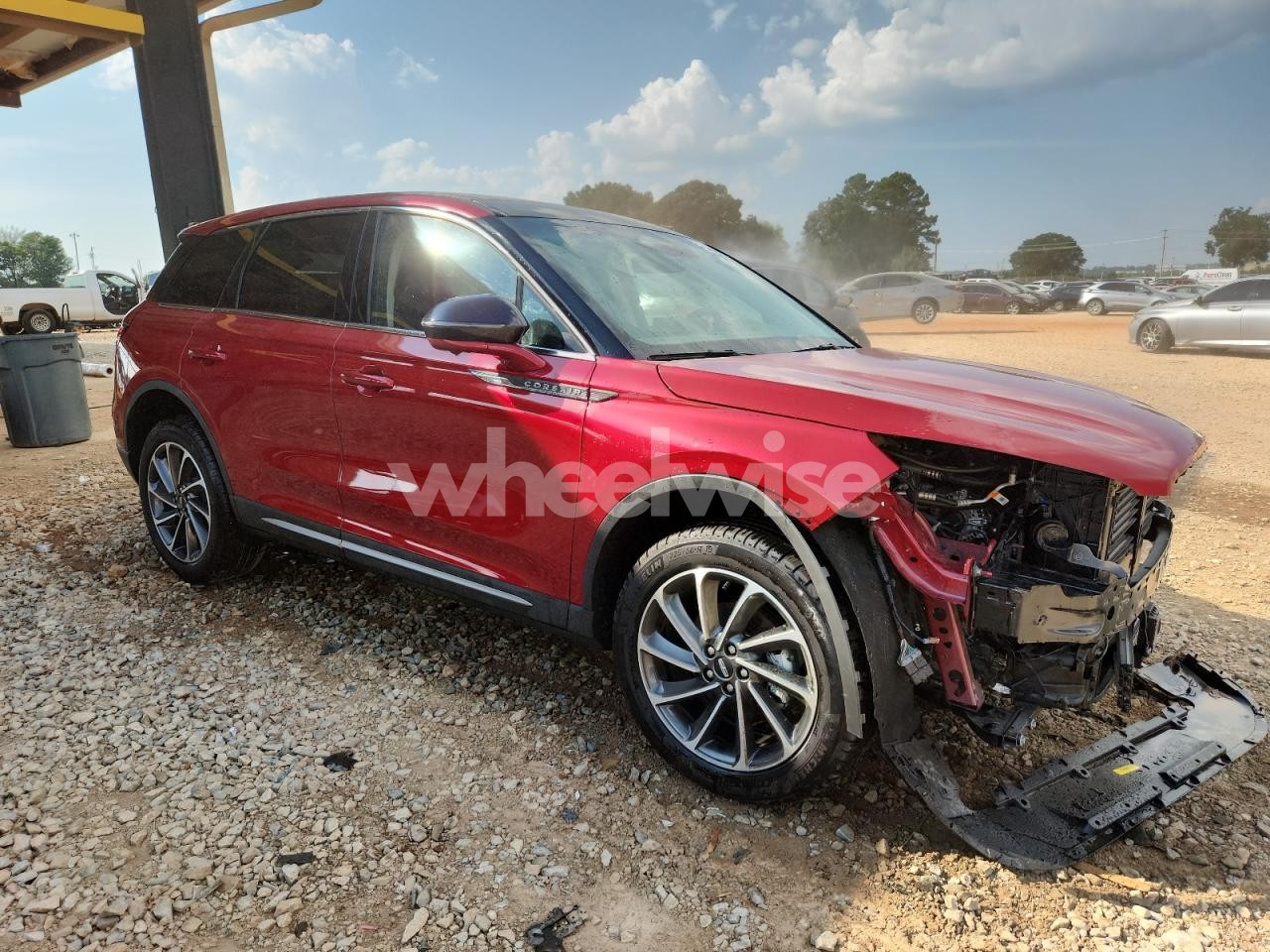 Photo 4 of 2023 LINCOLN CORSAIR (VIN 5LMCJ1CA9PUL23768)