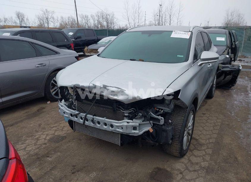 Photo 6 of 2019 Lincoln Mkc STANDARD (VIN 5LMCJ1D91KUL27746)