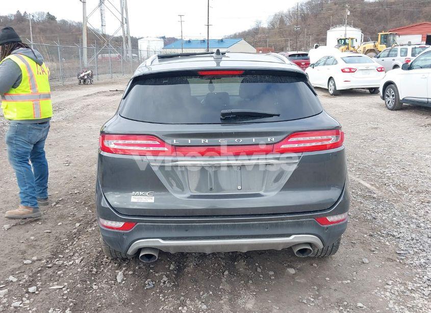 Photo 16 of 2019 Lincoln Mkc STANDARD (VIN 5LMCJ1D92KUL08901)