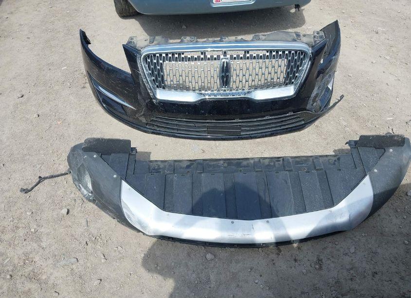 Photo 12 of 2019 Lincoln Mkc STANDARD (VIN 5LMCJ1D92KUL46922)