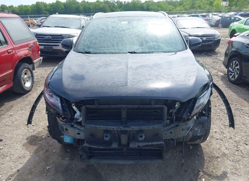 Photo 13 of 2019 Lincoln Mkc STANDARD (VIN 5LMCJ1D92KUL46922)