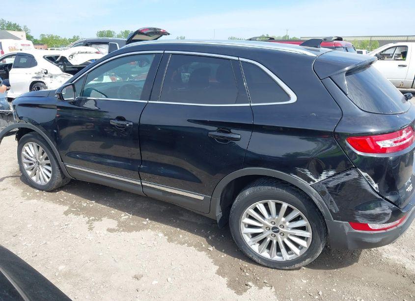 Photo 15 of 2019 Lincoln Mkc STANDARD (VIN 5LMCJ1D92KUL46922)