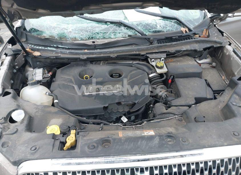 Photo 10 of 2019 Lincoln Mkc STANDARD (VIN 5LMCJ1D95KUL38569)