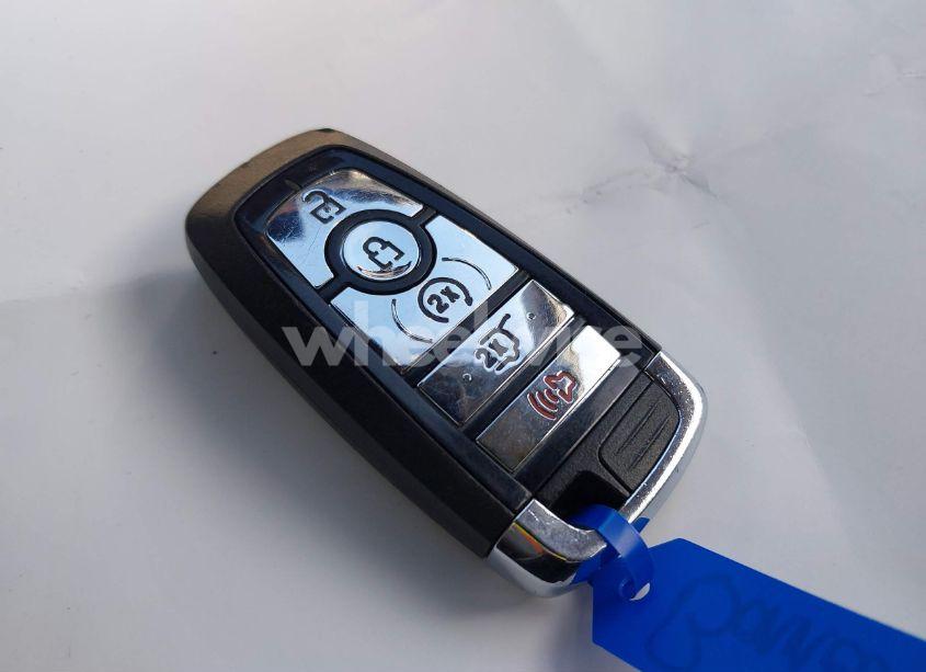 Photo 11 of 2021 Lincoln Corsair STANDARD (VIN 5LMCJ1D95MUL00911)