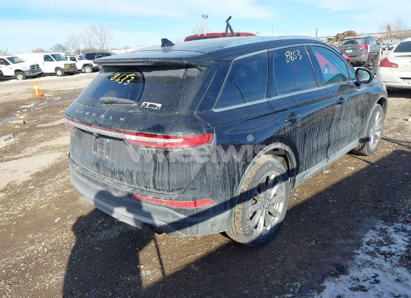 Photo 4 of 2021 Lincoln Corsair STANDARD (VIN 5LMCJ1D95MUL00911)