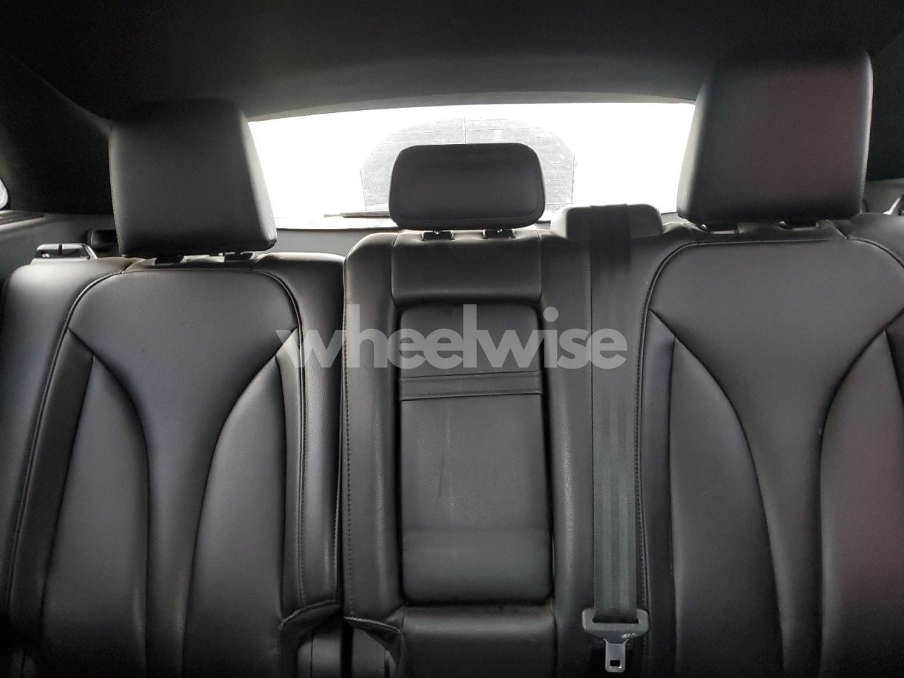 Photo 10 of 2018 LINCOLN MKC PREMIERE (VIN 5LMCJ1D96JUL14117)