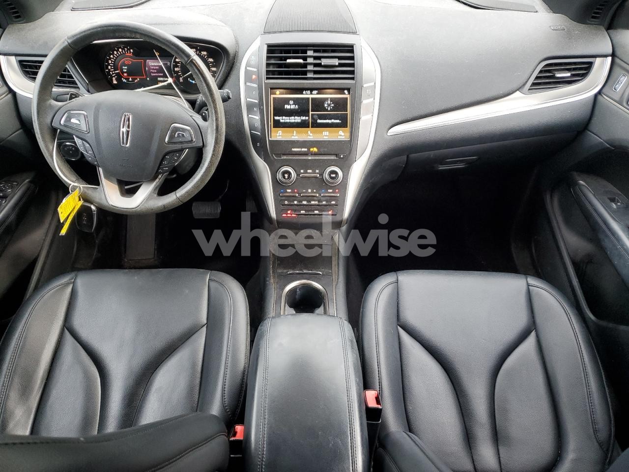 Photo 8 of 2018 LINCOLN MKC PREMIERE (VIN 5LMCJ1D96JUL14117)