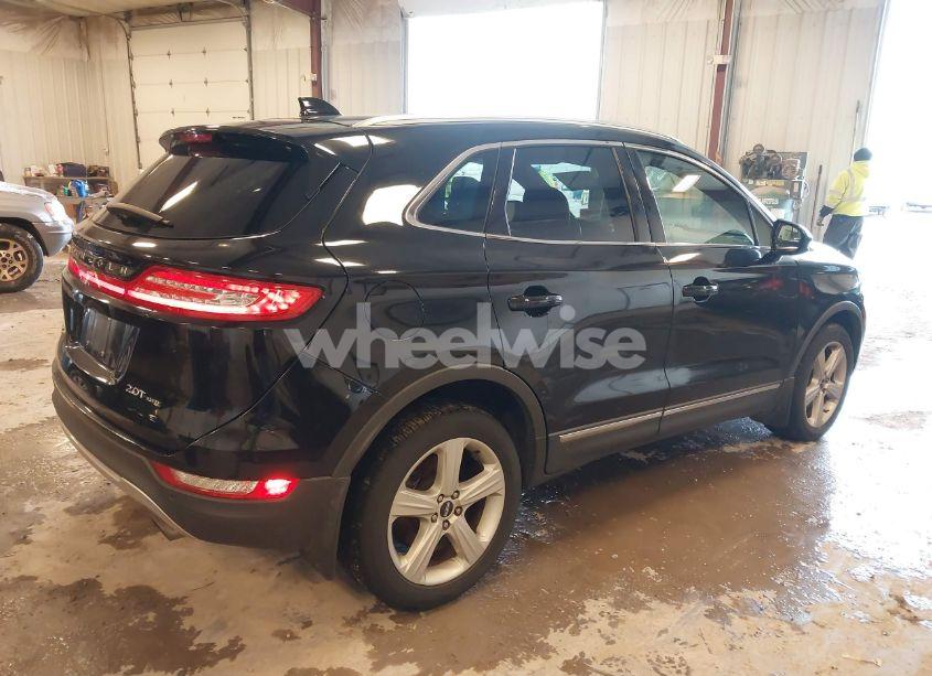 Photo 4 of 2017 Lincoln Mkc PREMIERE (VIN 5LMCJ1D97HUL35066)