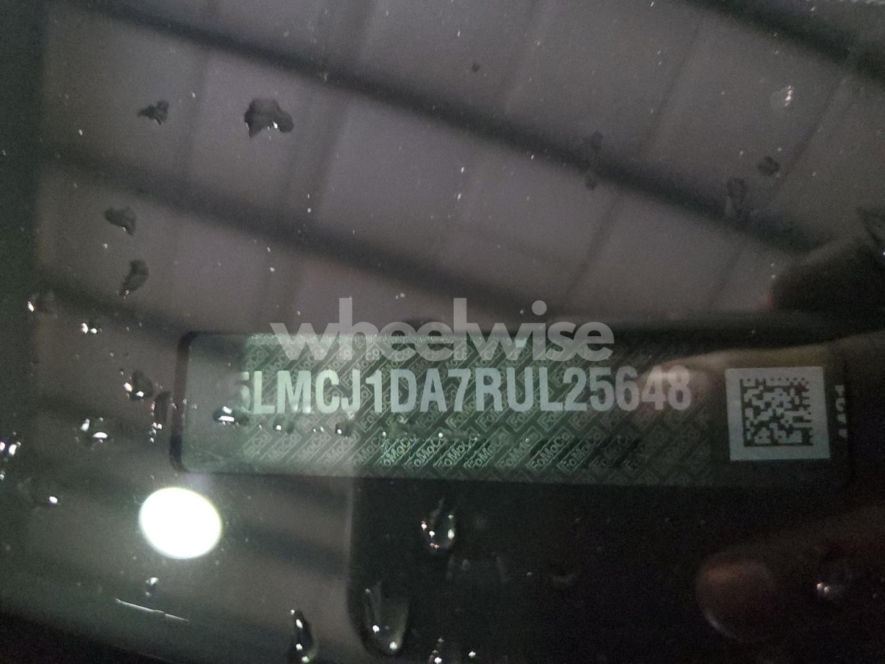 Photo 13 of 2024 LINCOLN CORSAIR (VIN 5LMCJ1DA7RUL25648)