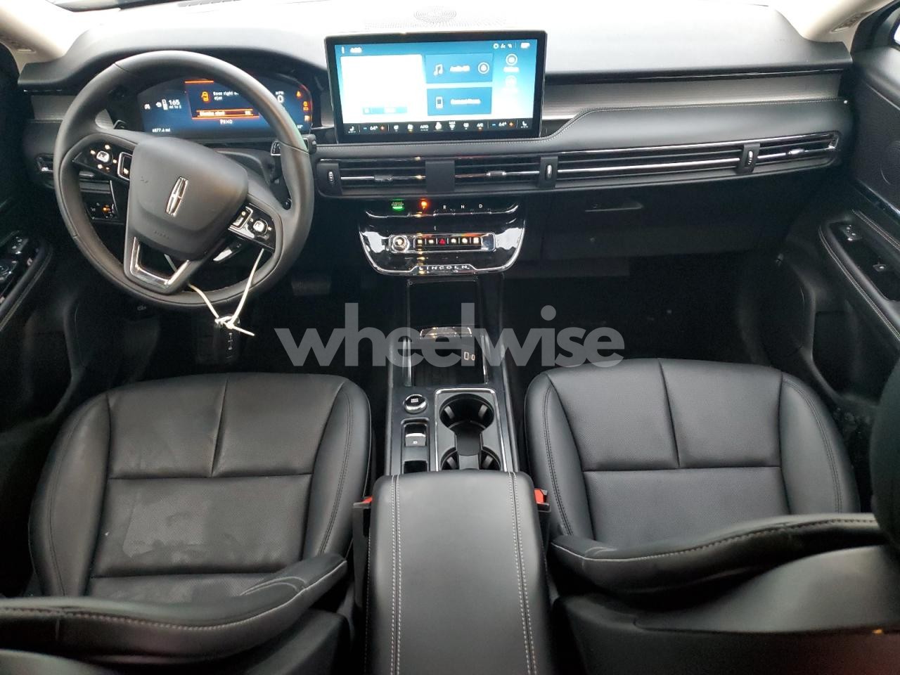 Photo 8 of 2024 LINCOLN CORSAIR (VIN 5LMCJ1DA7RUL25648)