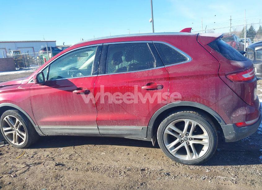 Photo 14 of 2015 Lincoln Mkc N/A (VIN 5LMCJ2A90FUJ00290)