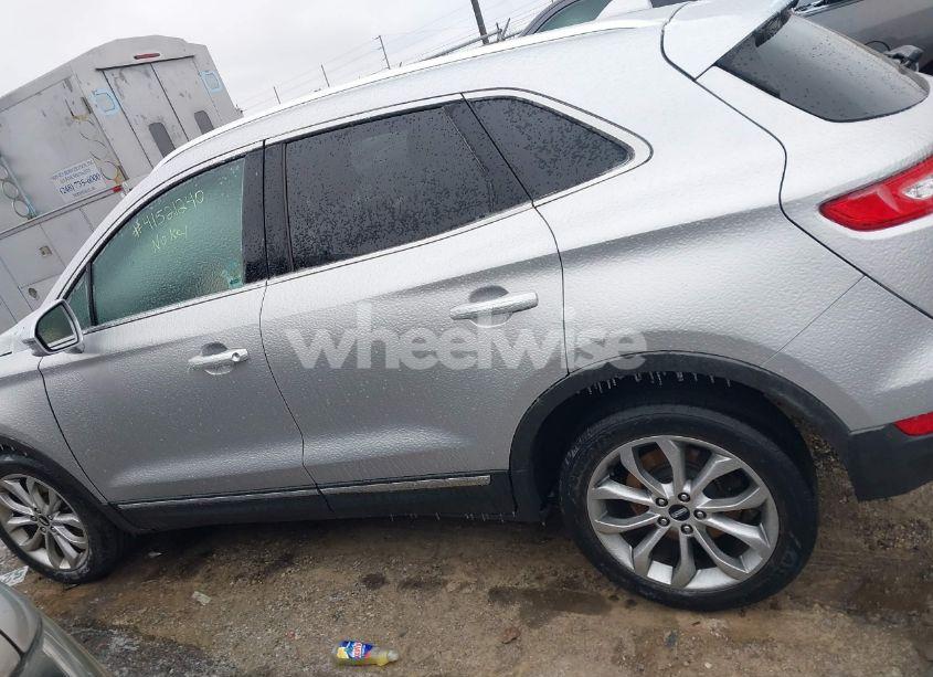 Photo 13 of 2015 Lincoln Mkc N/A (VIN 5LMCJ2A91FUJ18023)