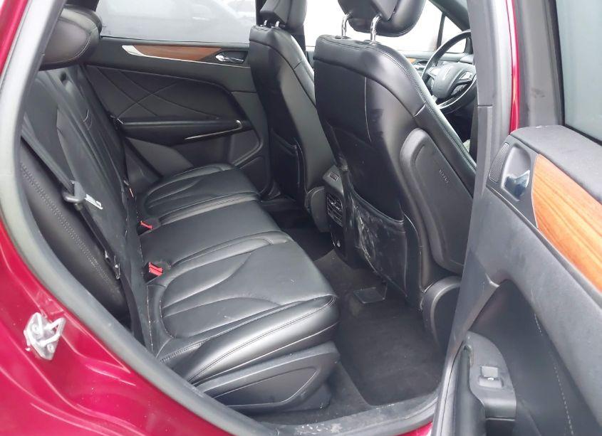 Photo 8 of 2015 Lincoln Mkc N/A (VIN 5LMCJ2A93FUJ26432)