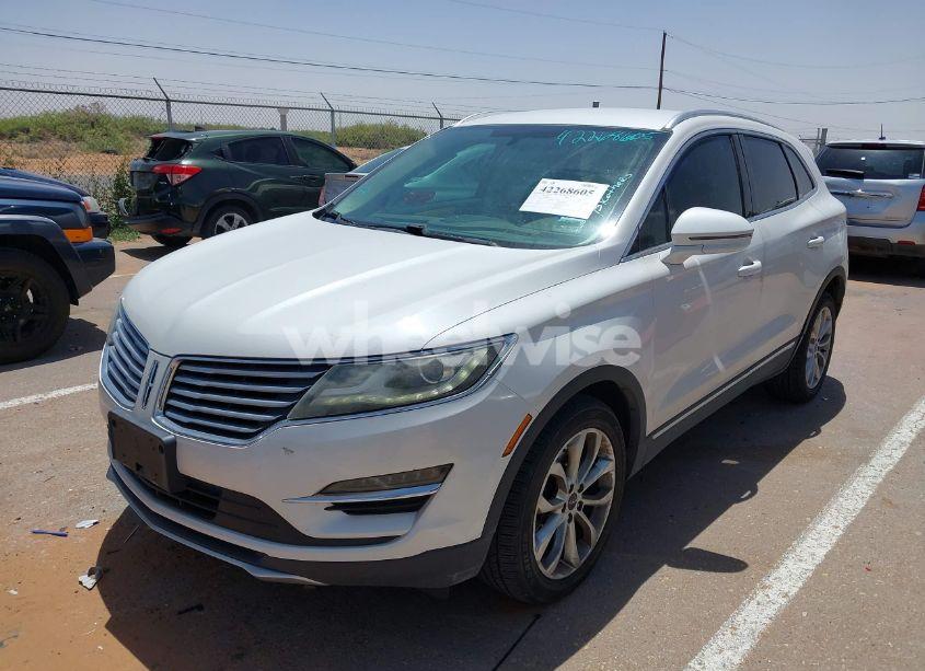 Photo 2 of 2016 Lincoln Mkc SELECT (VIN 5LMCJ2C92GUJ08650)