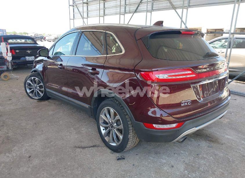 Photo 3 of 2019 Lincoln Mkc SELECT (VIN 5LMCJ2C92KUL17640)