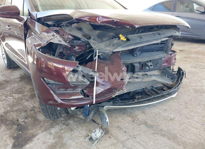 Photo 6 of 2019 Lincoln Mkc SELECT (VIN 5LMCJ2C92KUL17640)