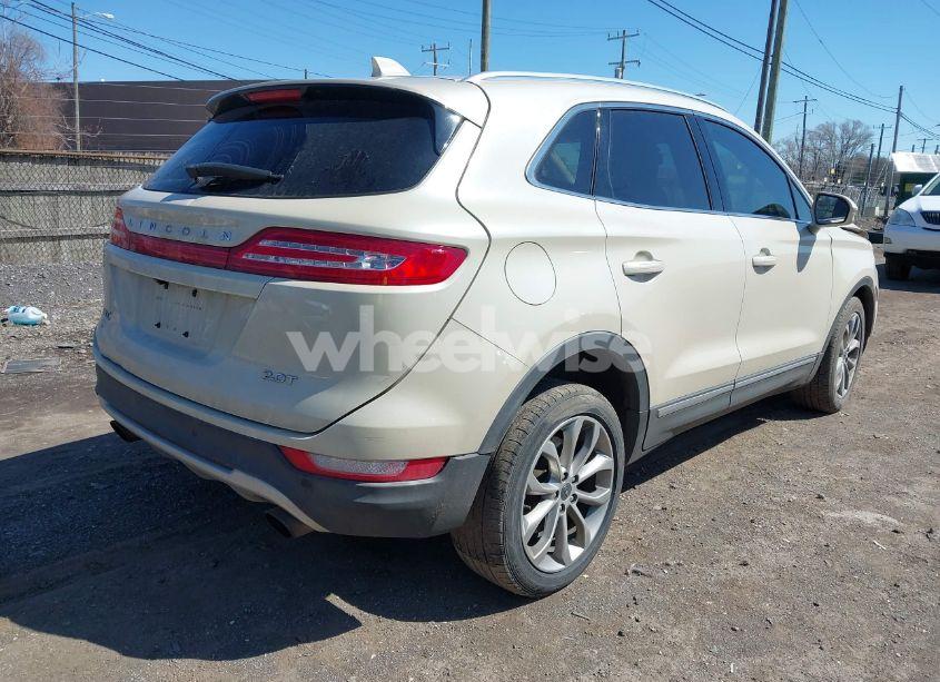 Photo 4 of 2018 Lincoln Mkc SELECT (VIN 5LMCJ2C93JUL04622)