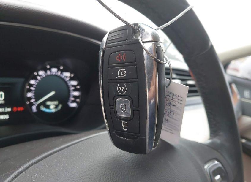 Photo 11 of 2019 Lincoln Mkc SELECT (VIN 5LMCJ2C93KUL09496)