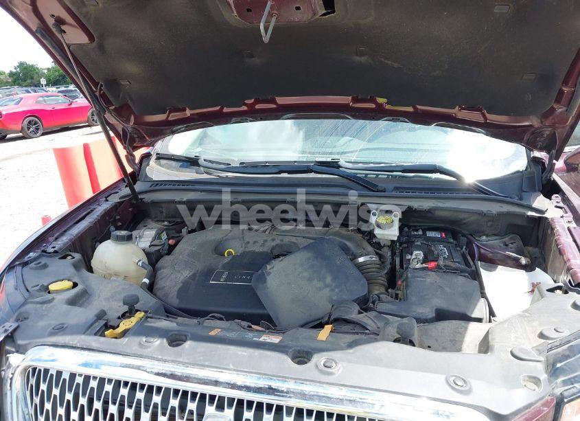 Photo 10 of 2019 Lincoln Mkc SELECT (VIN 5LMCJ2C96KUL17527)