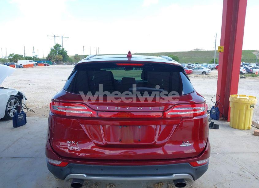 Photo 16 of 2016 Lincoln Mkc SELECT (VIN 5LMCJ2C98GUJ19751)