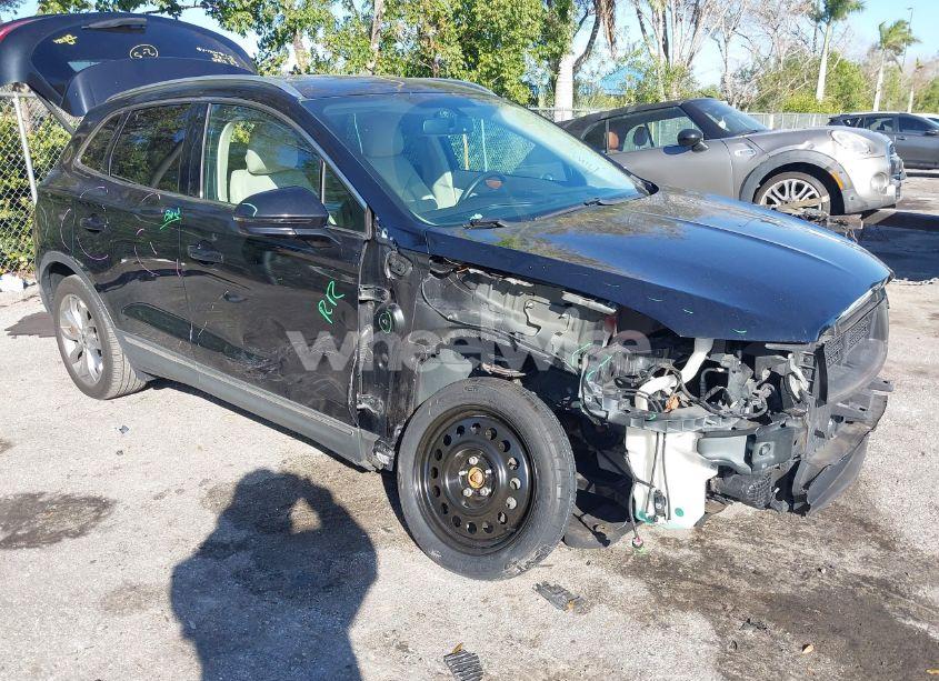 Photo 6 of 2019 Lincoln Mkc SELECT (VIN 5LMCJ2C99KUL16744)