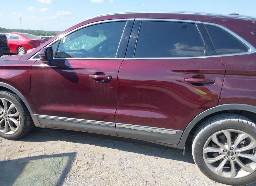 Photo 14 of 2019 Lincoln Mkc SELECT (VIN 5LMCJ2C9XKUL30507)