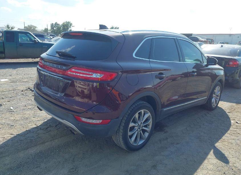 Photo 4 of 2019 Lincoln Mkc SELECT (VIN 5LMCJ2C9XKUL30507)
