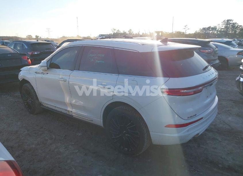 Photo 14 of 2021 Lincoln Corsair RESERVE (VIN 5LMCJ2C9XMUL11023)