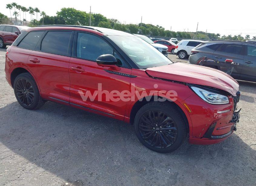 2024 Lincoln Corsair RESERVE (VIN 5LMCJ2CA4RUL25601) main photo