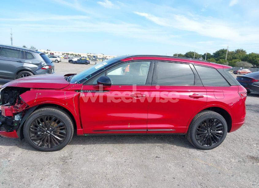 Photo 14 of 2024 Lincoln Corsair RESERVE (VIN 5LMCJ2CA4RUL25601)