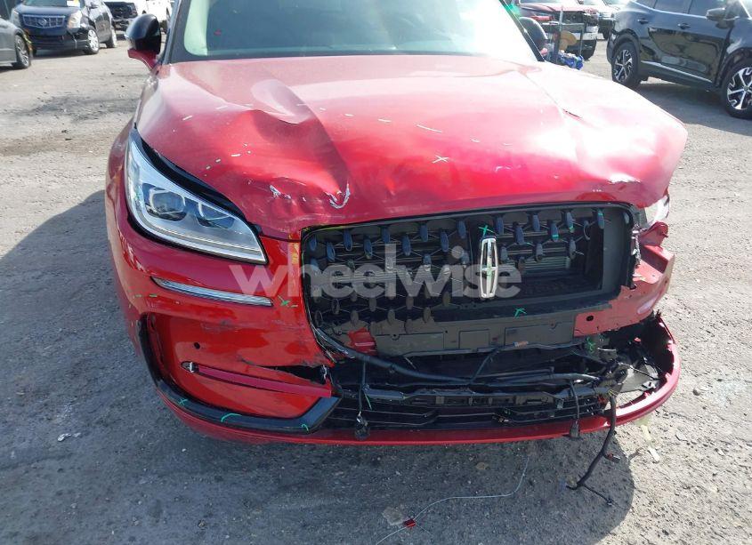 Photo 19 of 2024 Lincoln Corsair RESERVE (VIN 5LMCJ2CA4RUL25601)