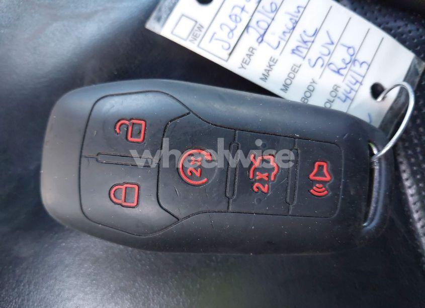 Photo 11 of 2016 Lincoln Mkc SELECT (VIN 5LMCJ2D93GUJ20756)