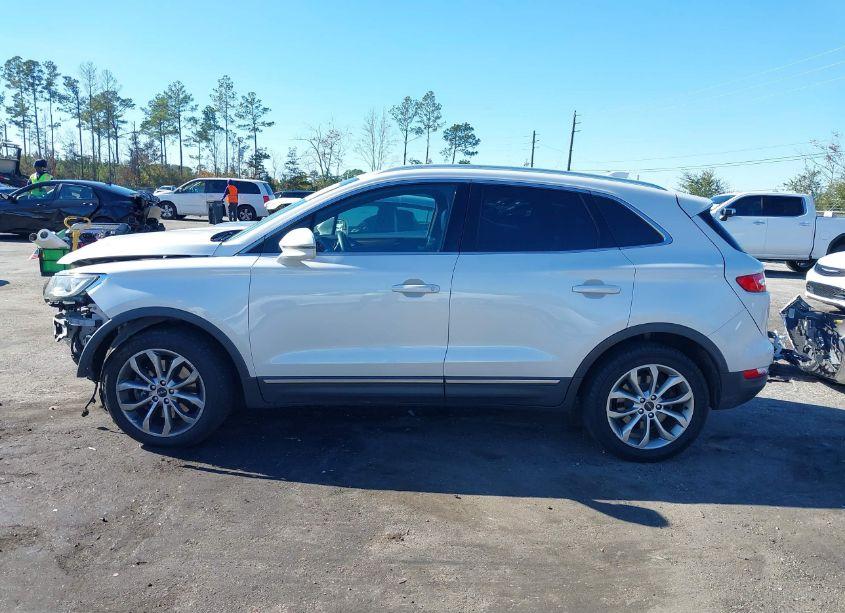 Photo 15 of 2016 Lincoln Mkc SELECT (VIN 5LMCJ2D93GUJ24077)