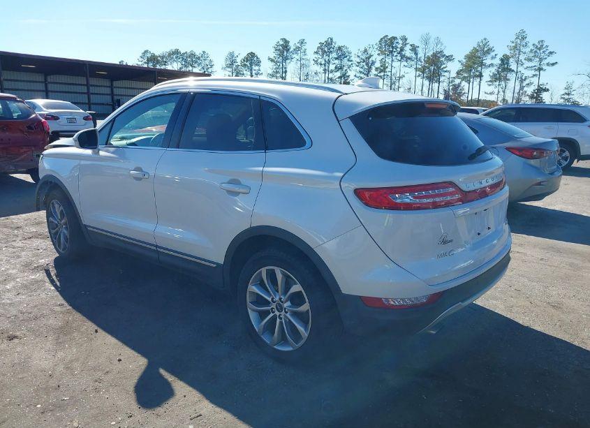 Photo 3 of 2016 Lincoln Mkc SELECT (VIN 5LMCJ2D93GUJ24077)