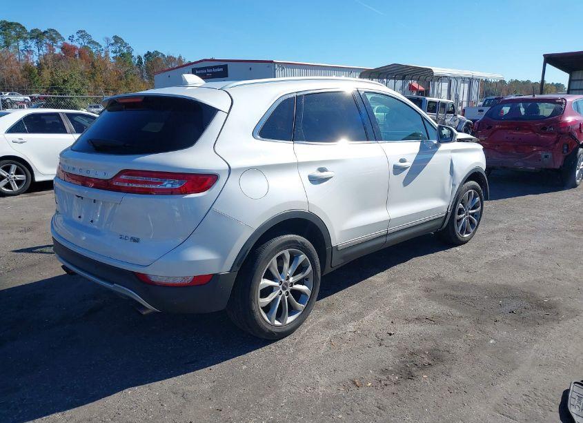 Photo 4 of 2016 Lincoln Mkc SELECT (VIN 5LMCJ2D93GUJ24077)