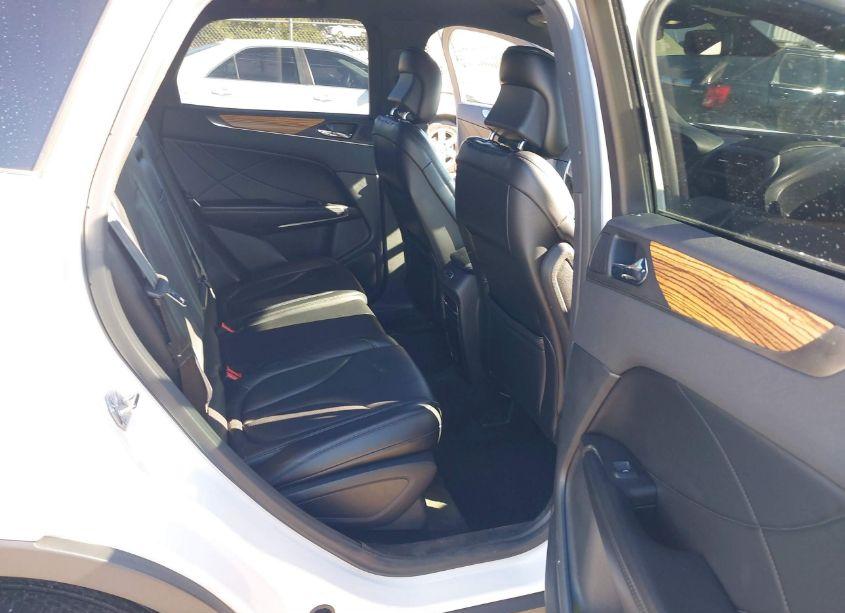 Photo 8 of 2016 Lincoln Mkc SELECT (VIN 5LMCJ2D93GUJ24077)