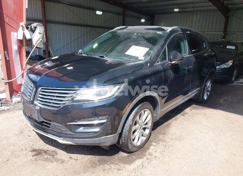 Photo 2 of 2018 Lincoln Mkc SELECT (VIN 5LMCJ2D93JUL03548)