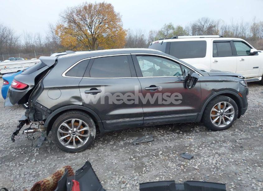 Photo 14 of 2019 Lincoln Mkc SELECT (VIN 5LMCJ2D93KUL16138)