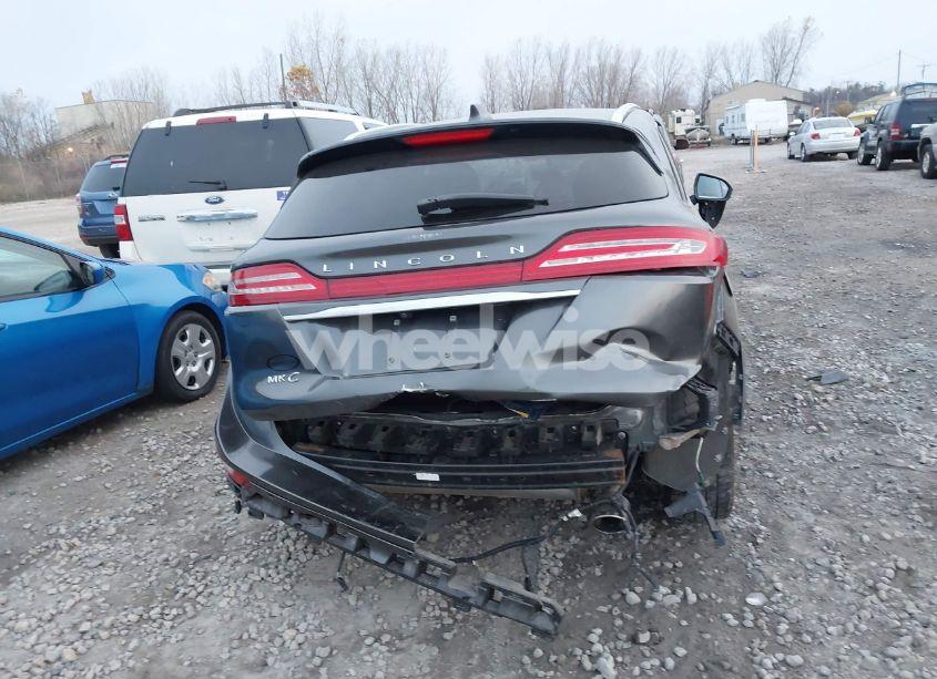 Photo 17 of 2019 Lincoln Mkc SELECT (VIN 5LMCJ2D93KUL16138)