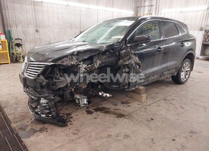 Photo 2 of 2016 Lincoln Mkc SELECT (VIN 5LMCJ2D94GUJ11483)