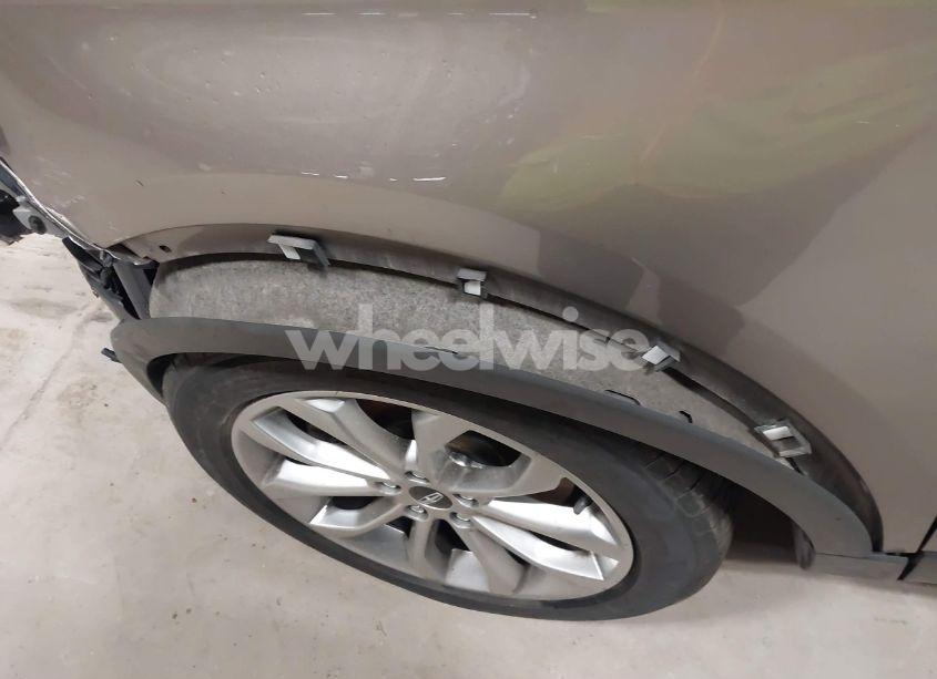 Photo 19 of 2018 Lincoln Mkc SELECT (VIN 5LMCJ2D95JUL03454)