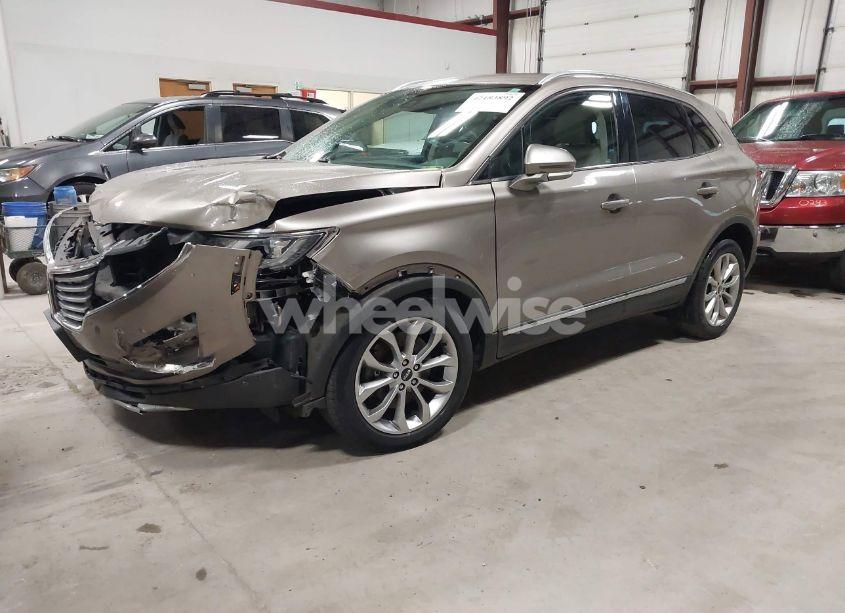 Photo 2 of 2018 Lincoln Mkc SELECT (VIN 5LMCJ2D95JUL03454)