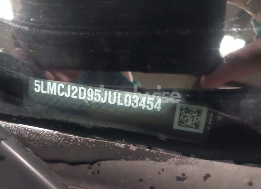 Photo 9 of 2018 Lincoln Mkc SELECT (VIN 5LMCJ2D95JUL03454)