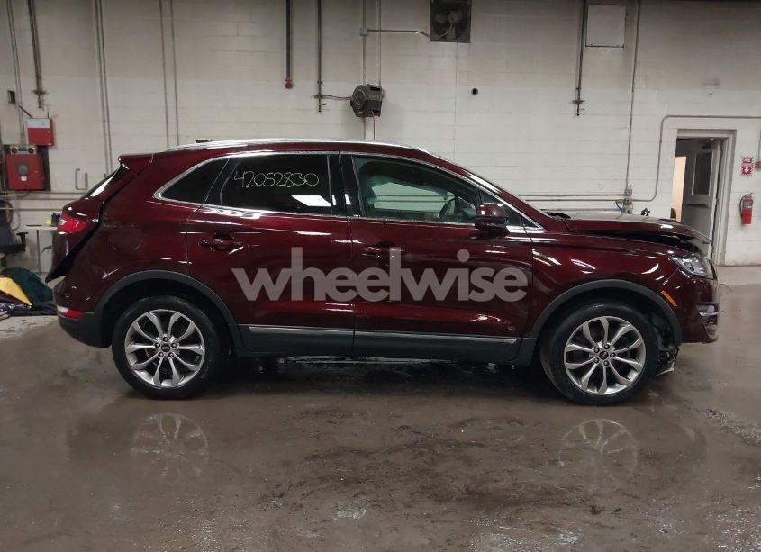 Photo 13 of 2019 Lincoln Mkc SELECT (VIN 5LMCJ2D95KUL07473)