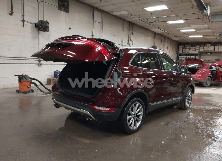 Photo 4 of 2019 Lincoln Mkc SELECT (VIN 5LMCJ2D95KUL07473)