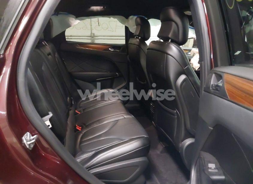 Photo 8 of 2019 Lincoln Mkc SELECT (VIN 5LMCJ2D95KUL07473)